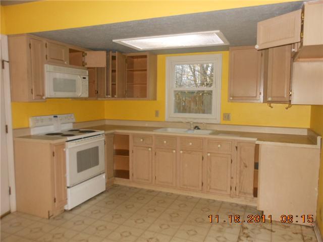 404 Dover Road Brownsburg, IN 46112 - Photo 4 of 5