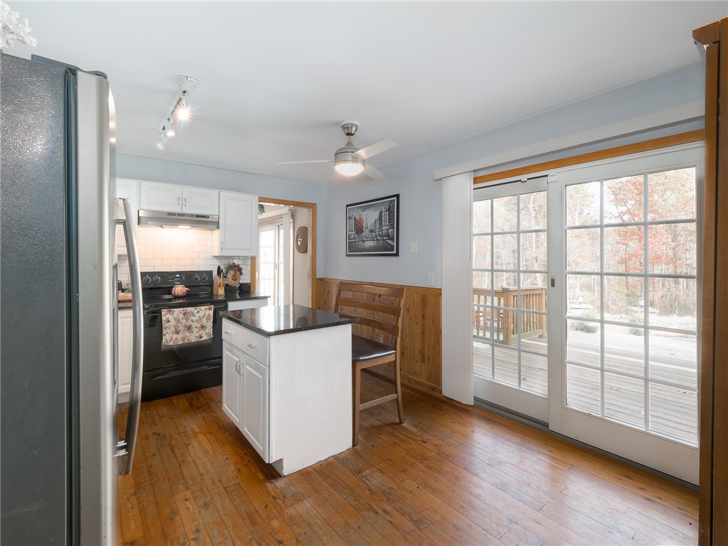 262 Old Rockville Road Hopkinton, RI 02833 - Photo 12 of 40