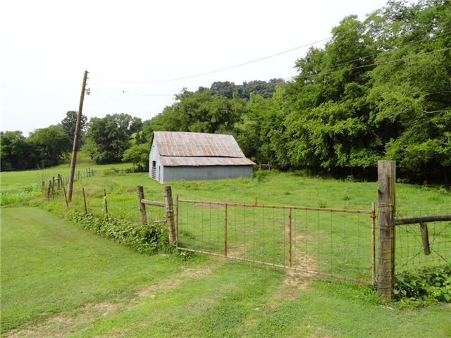 1676 Creecy Hollow Road Pulaski, TN 38478 - Photo 17 of 20 Gallery Image 17