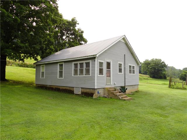 1676 Creecy Hollow Road Pulaski, TN 38478 - Photo 5 of 20 Gallery Image 5