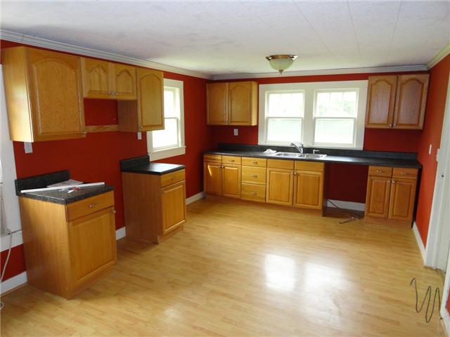 1676 Creecy Hollow Road Pulaski, TN 38478 - Photo 7 of 20 Gallery Image 7