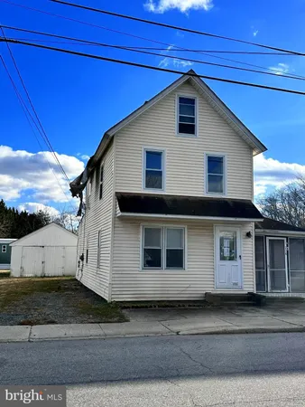 $144,900 | 114 Front Street, Frederica, DE 19946