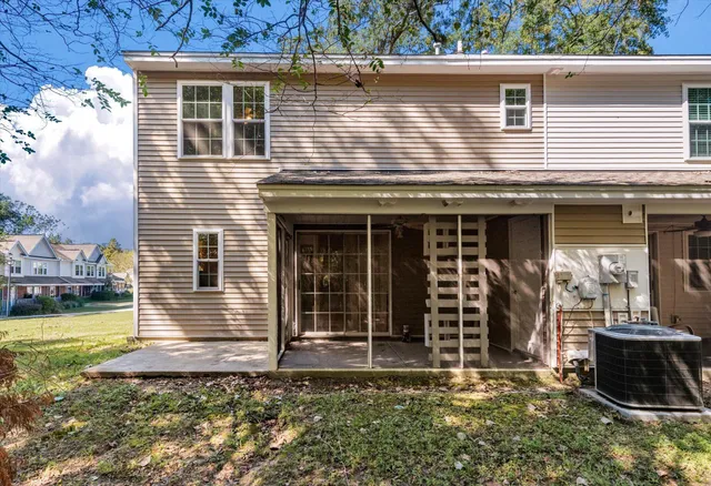 $229,000 | 7900 Shadow Oak Drive, North Charleston, SC 29406