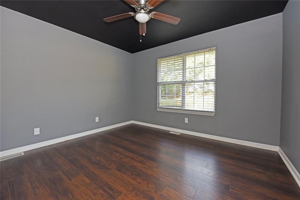 54 Poplar Road Commerce, GA 30529 - Photo 9 of 21 Gallery Image 9