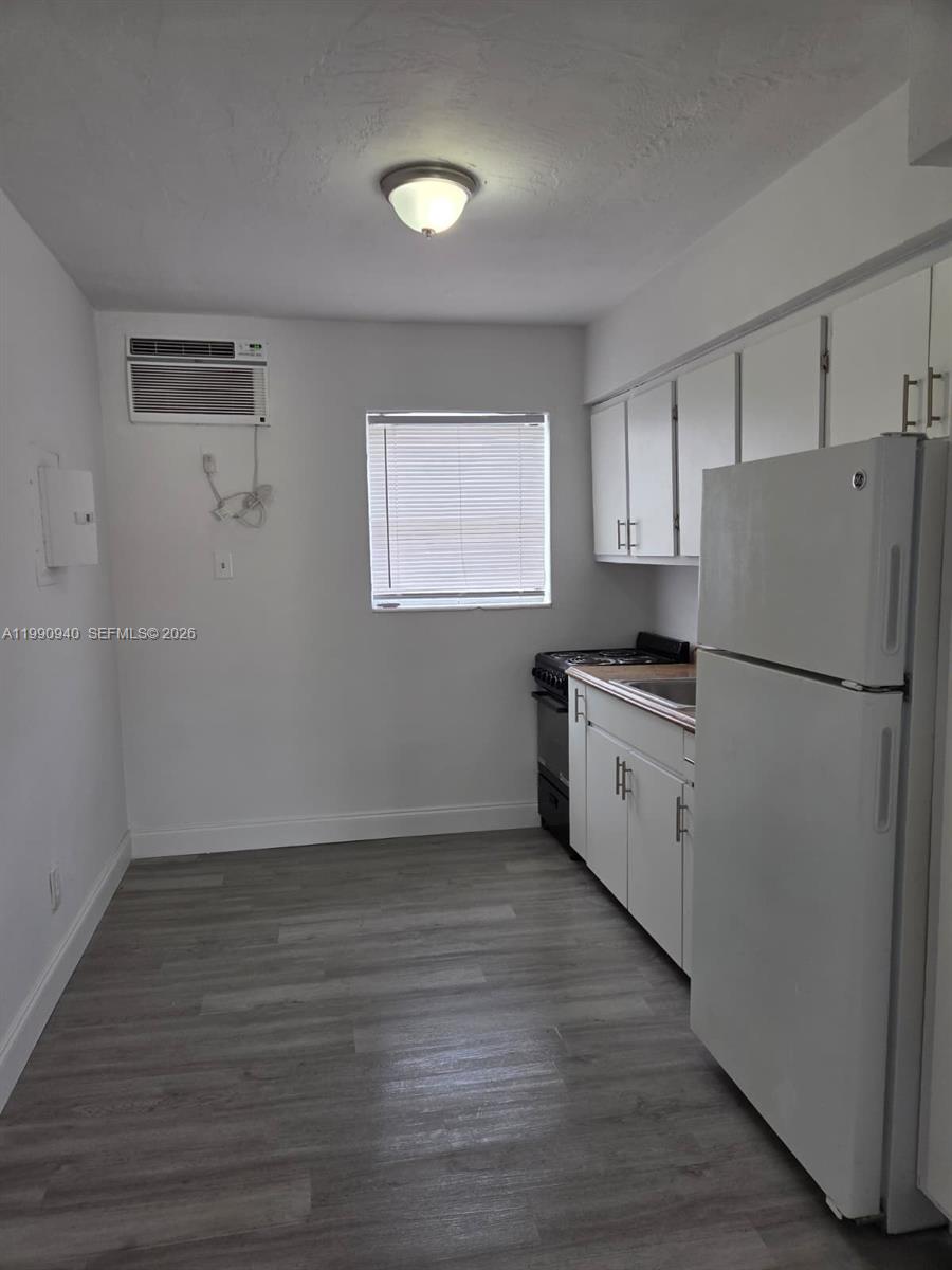 1628 Southwest 7th Street, Unit 6 Miami, FL 33135 - Photo 3 of 8