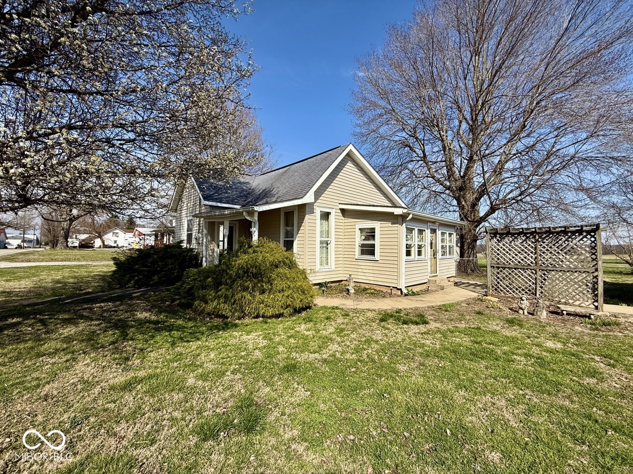 3880 North Bowling Green Poland Road Poland, IN 47868 - Photo 2 of 24