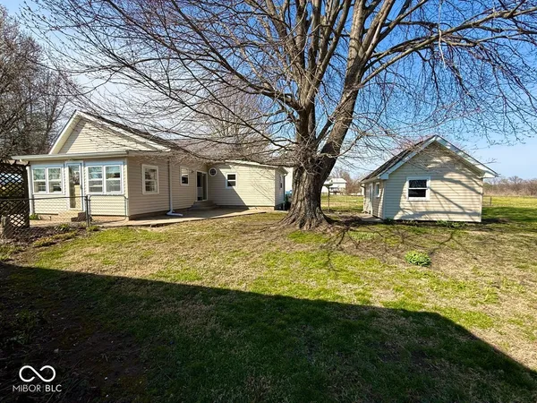 $189,000 | 3880 North Bowling Green Poland Road, Poland, IN 47868