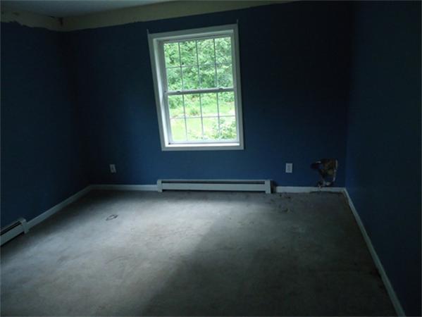 16 Jamieson Road Sturbridge, MA 01566 - Photo 5 of 7