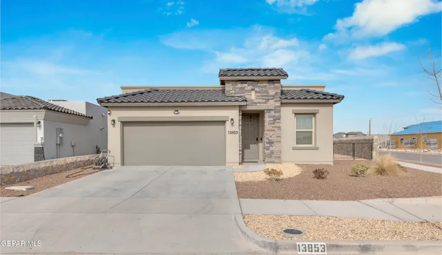 $292,000 | 13853 Paseo Perlas Drive, Horizon City, TX 79928