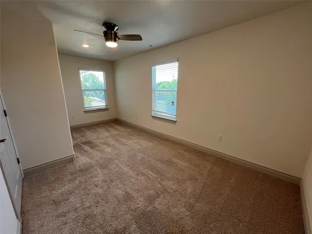 $2,100 | 2105 Tiger Trail, Unit 502, Round Rock, TX 78664