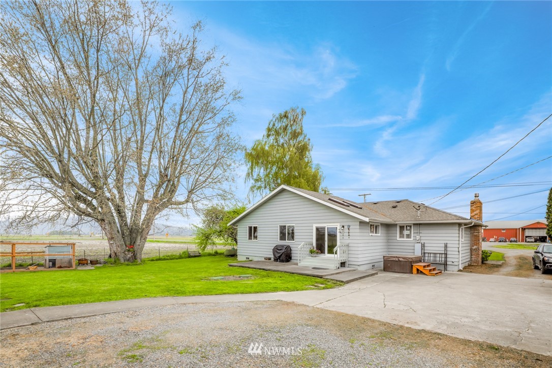 14472 Field Road Bow, WA 98232 - Photo 35 of 39 Gallery Image 35