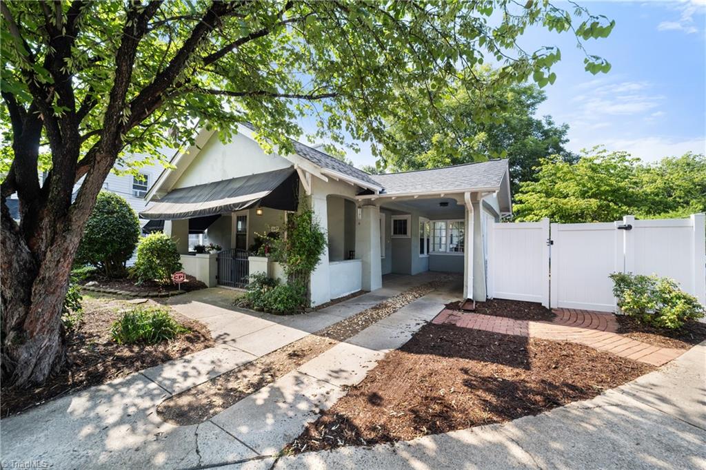 641 South Hawthorne Road Winston-Salem, NC 27103 - Photo 2 of 44