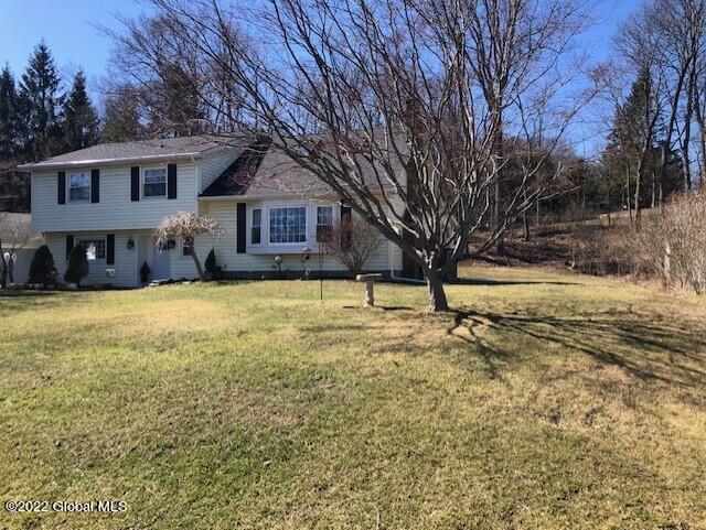 13 Eberle Road Colonie, NY 12110 - Photo 2 of 27 thumbnail_IMG_3712