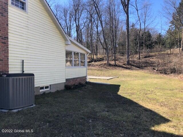 13 Eberle Road Colonie, NY 12110 - Photo 6 of 27 thumbnail_IMG_3715