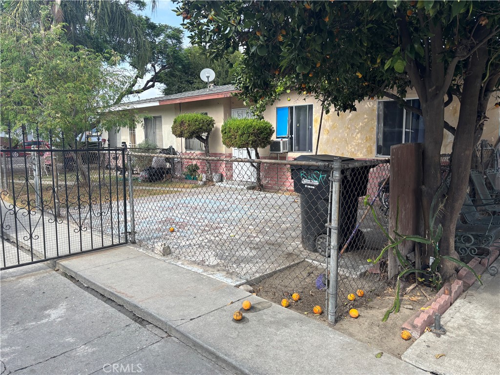 7218 Jaboneria Road Bell Gardens, CA 90201 - Photo 2 of 3