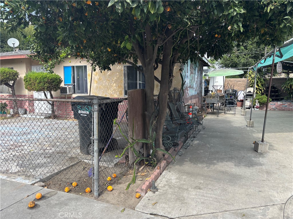 7218 Jaboneria Road Bell Gardens, CA 90201 - Photo 3 of 3