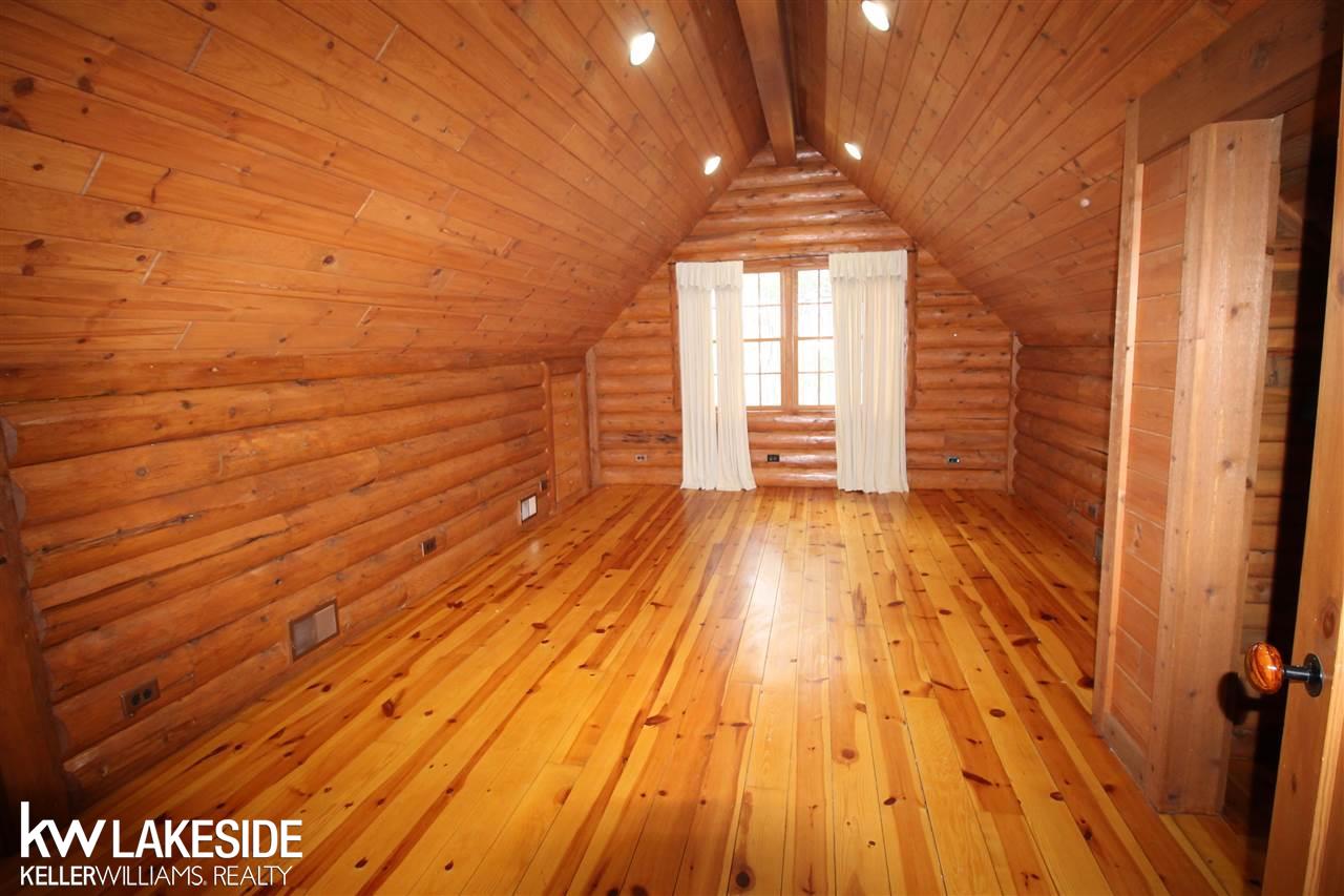 4964 Lippincott Road Lapeer, MI 48446 - Photo 24 of 46 3rd Upper Bedroom