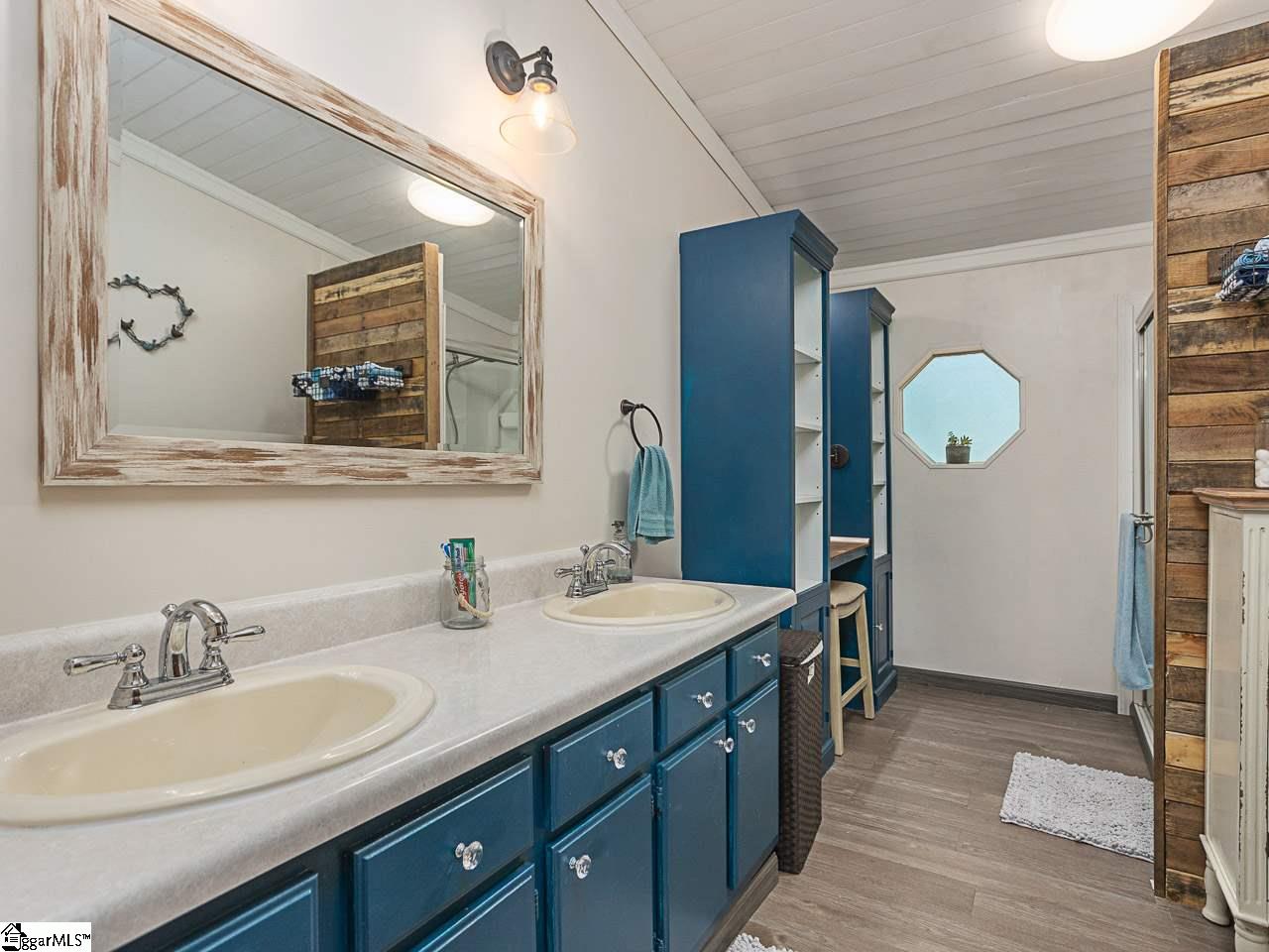 2787 East Phillips Road Greer, SC 29650 - Photo 15 of 24 Gallery Image 15