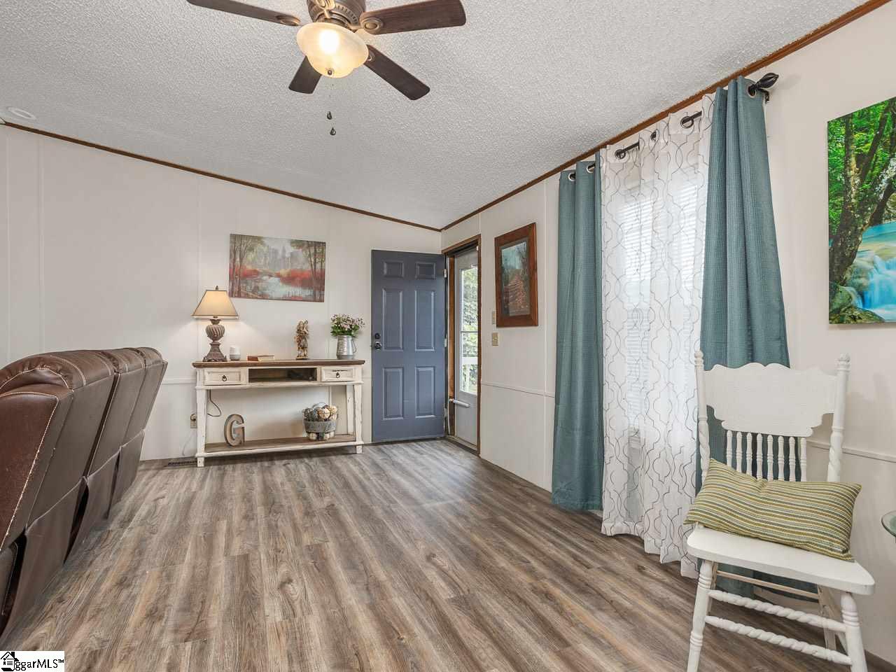 2787 East Phillips Road Greer, SC 29650 - Photo 5 of 24 Gallery Image 5