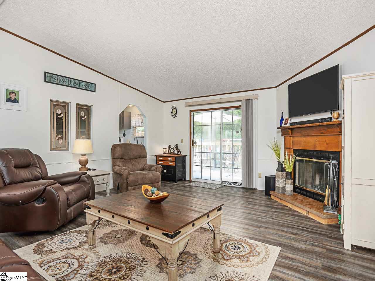 2787 East Phillips Road Greer, SC 29650 - Photo 7 of 24 Gallery Image 7