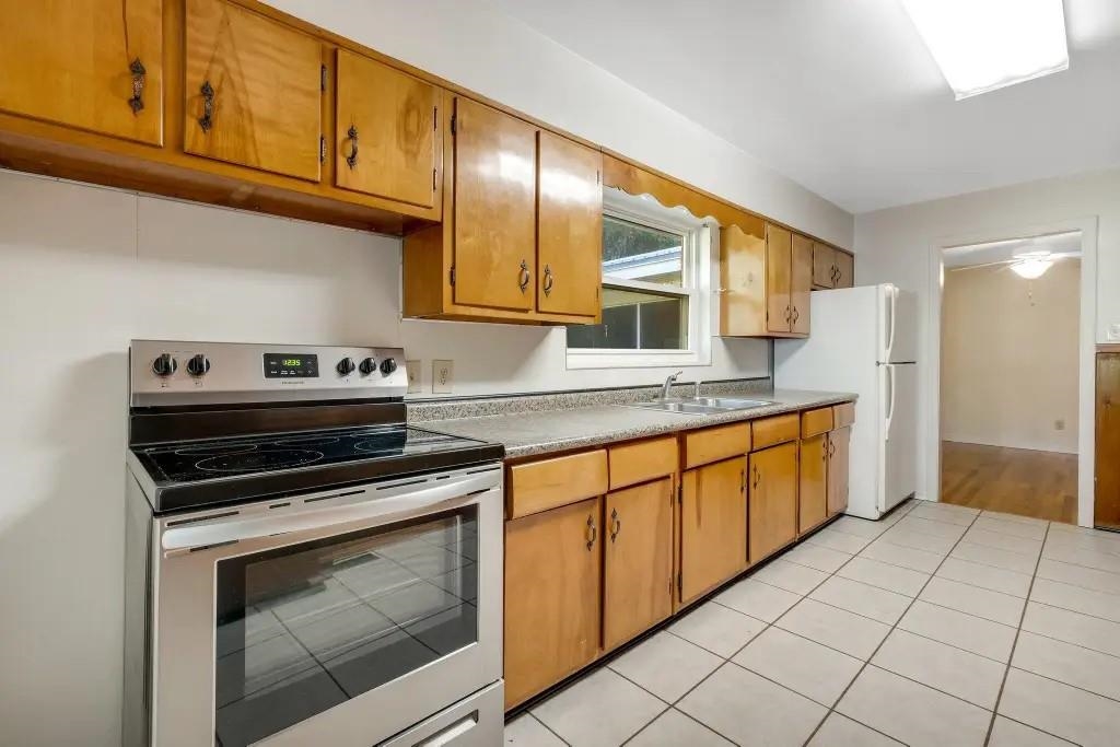 1714 Sharon Road Tallahassee, FL 32303 - Photo 5 of 11