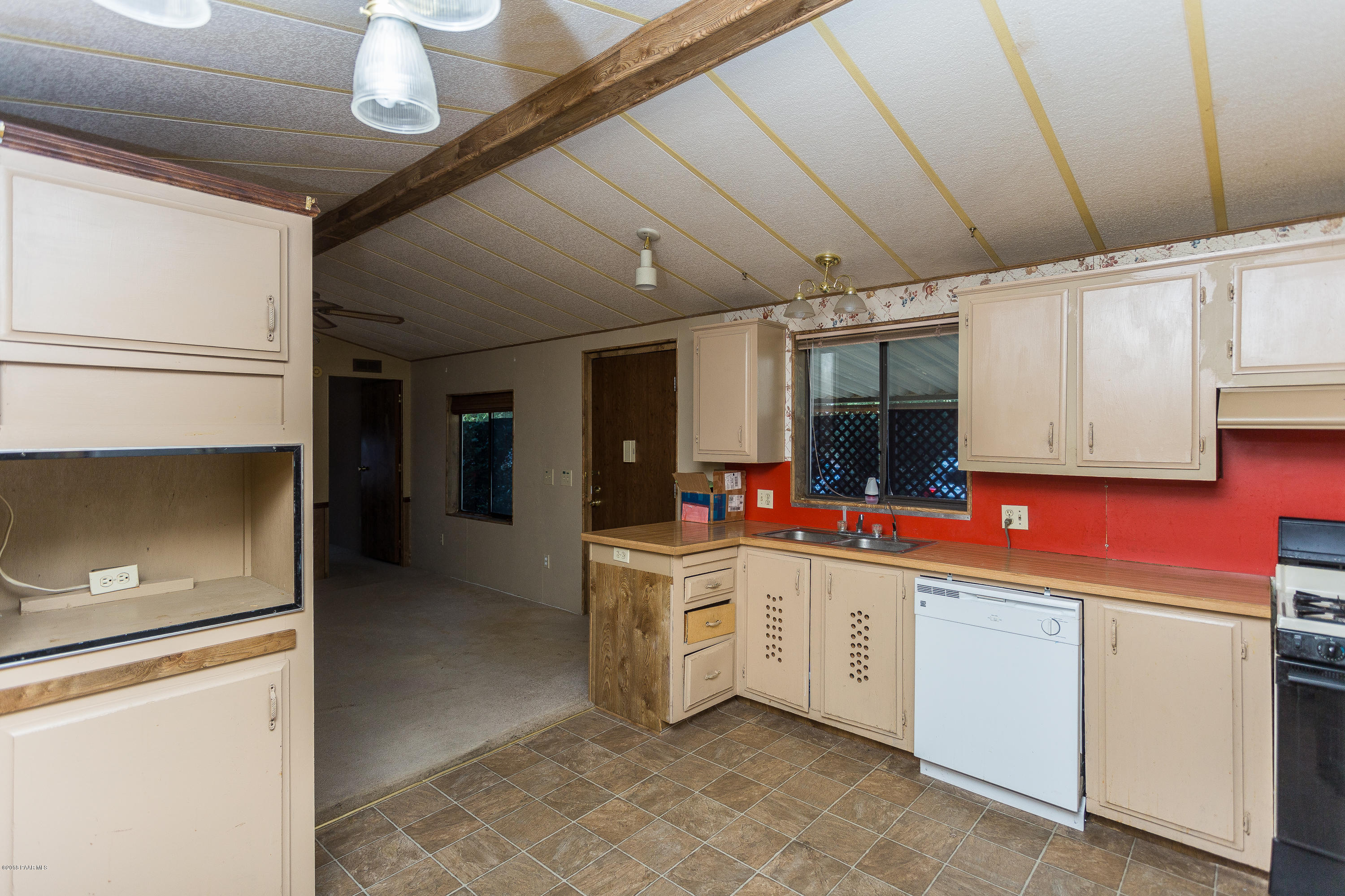 4565 North Ranger Road Prescott Valley, AZ 86314 - Photo 7 of 17 007_Kitchen