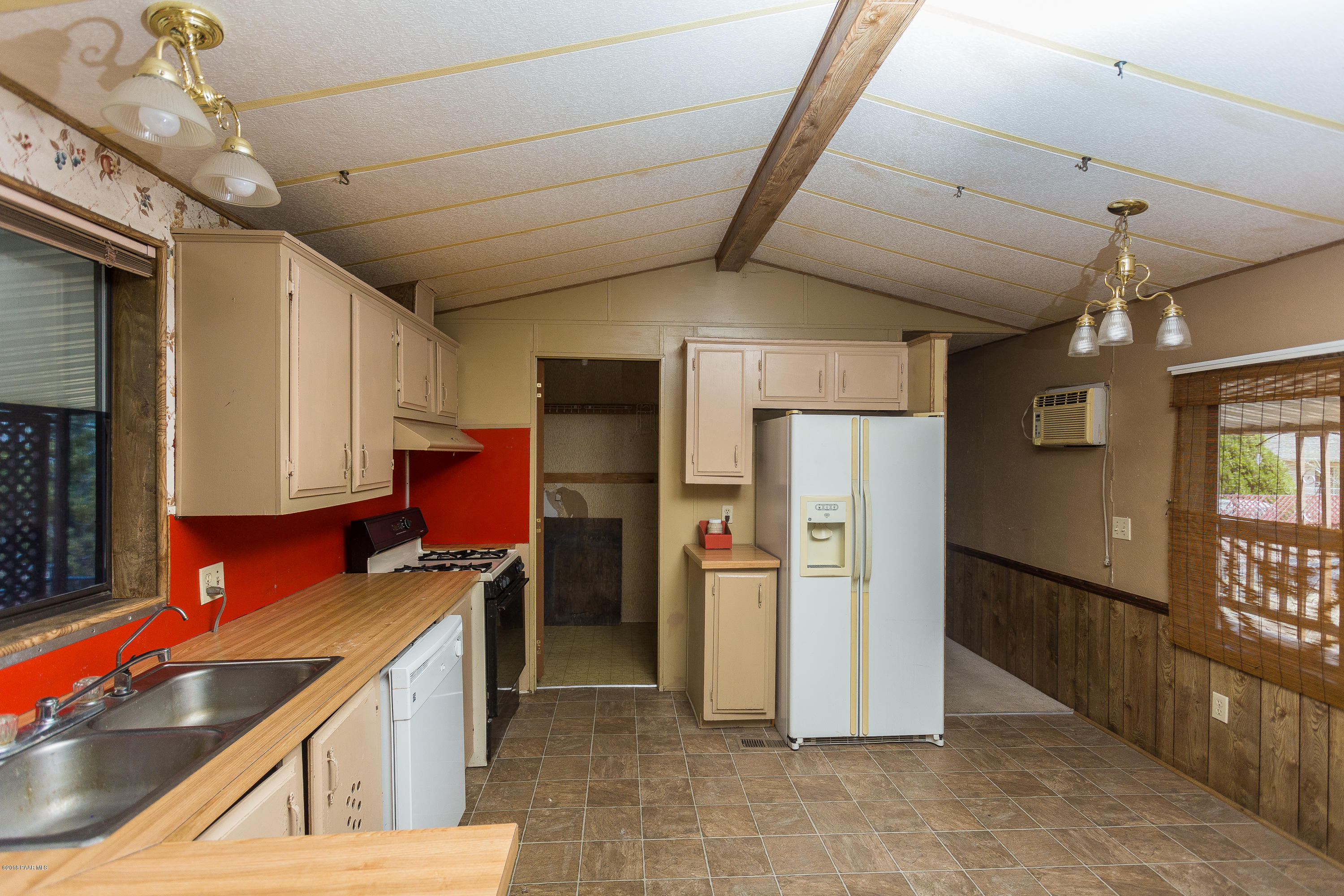 4565 North Ranger Road Prescott Valley, AZ 86314 - Photo 8 of 17 008_Kitchen
