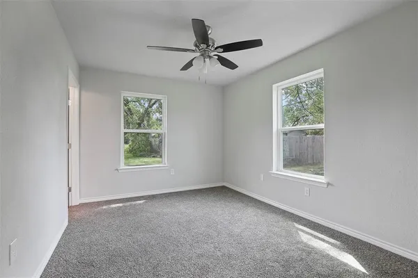 $1,275 | 317 Jones Street, Bonham, TX 75418