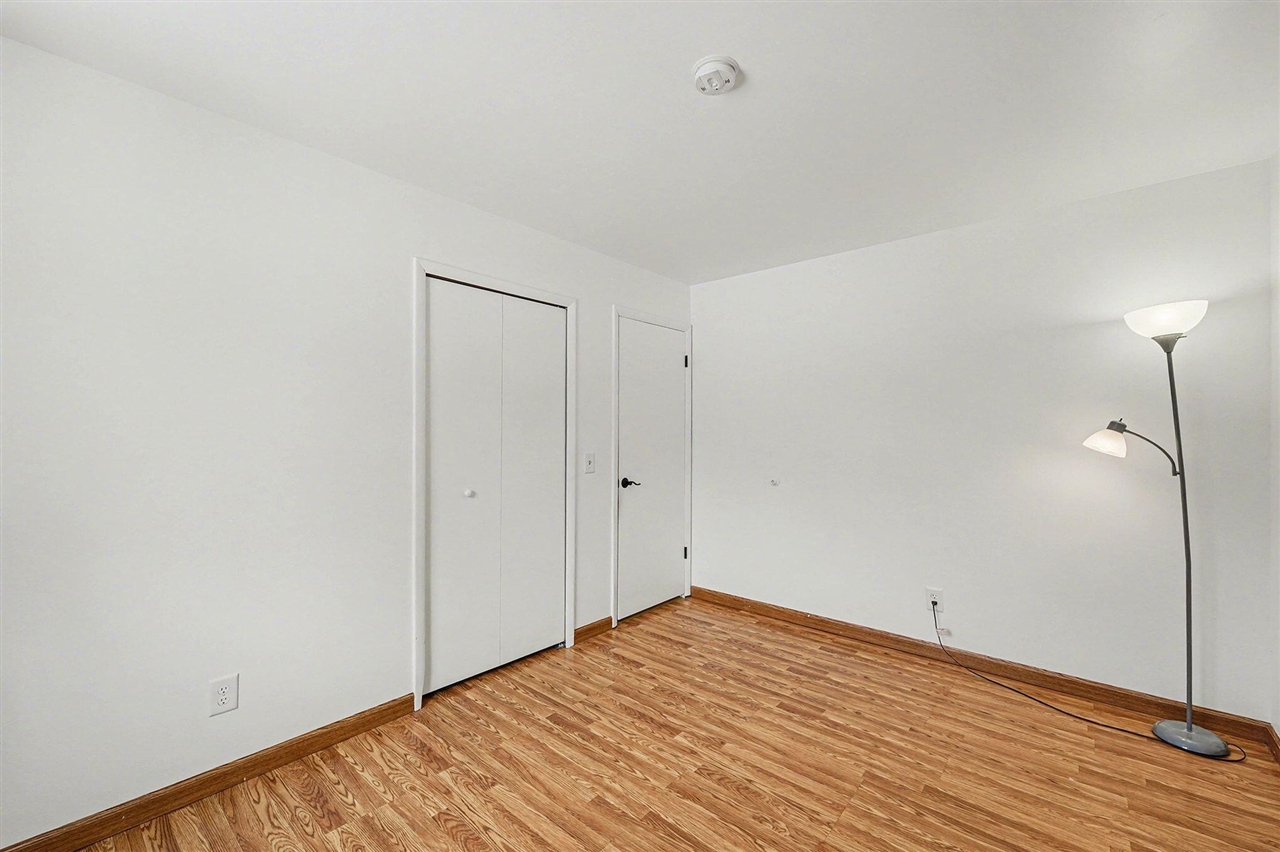 24213 Broadview Street Farmington Hills, MI 48336 - Photo 30 of 39