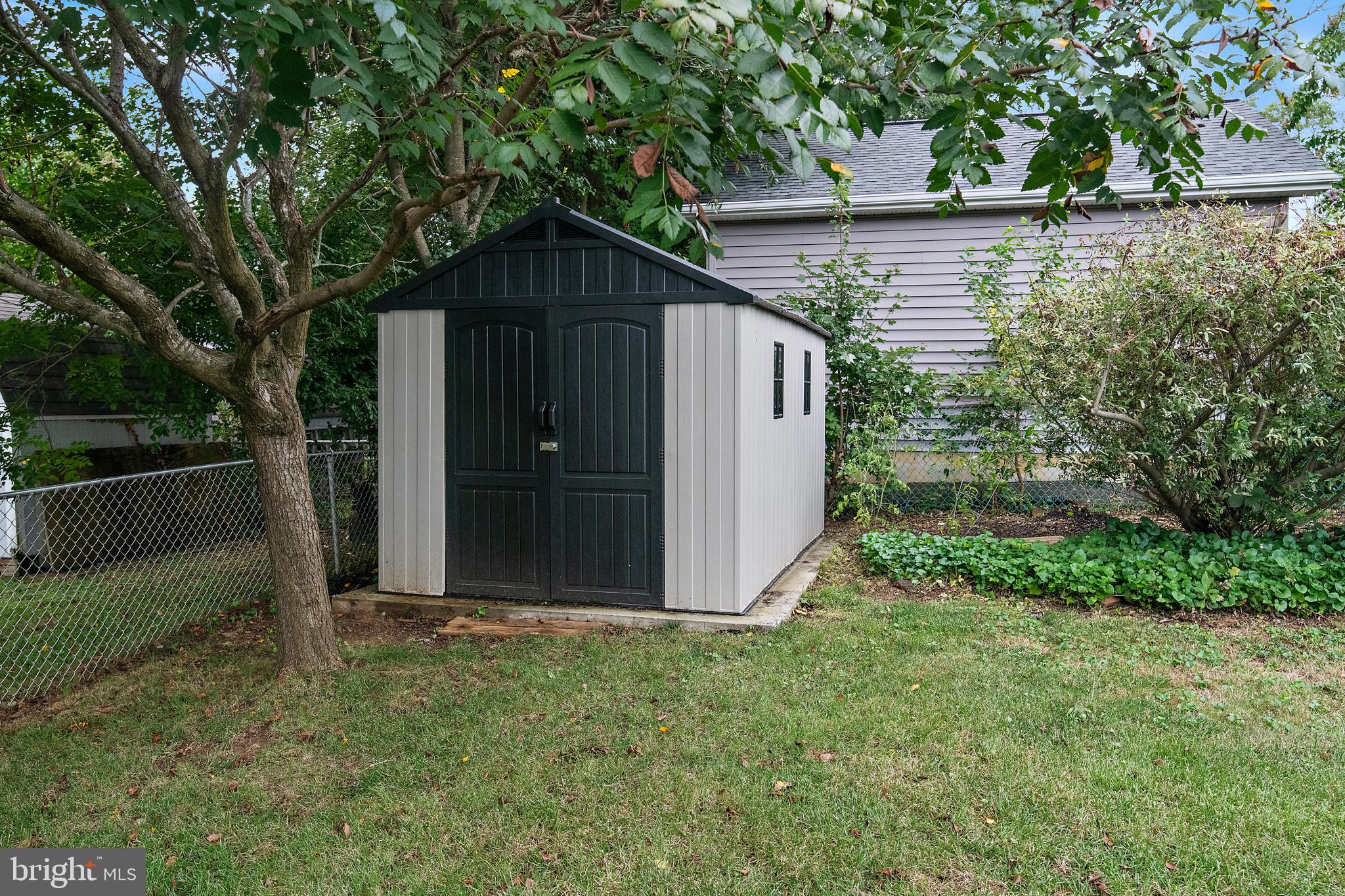 129 Gibson Road Annapolis, MD 21401 - Photo 45 of 50 a wooden door in front of a house