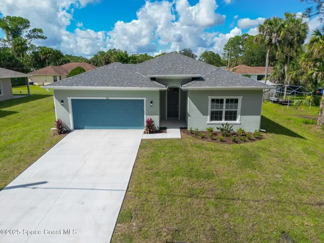 $339,000 | 826 Hartsdale Avenue Southwest, Palm Bay, FL 32908
