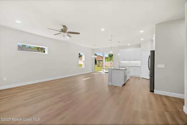 $339,000 | 826 Hartsdale Avenue Southwest, Palm Bay, FL 32908