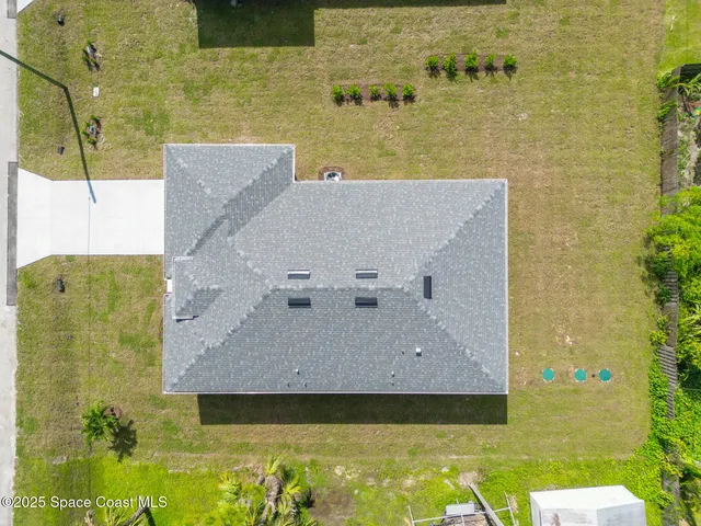 $339,000 | 826 Hartsdale Avenue Southwest, Palm Bay, FL 32908