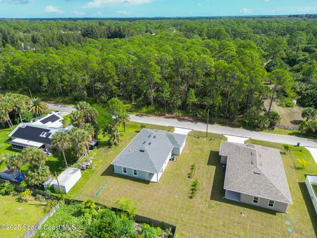 $339,000 | 826 Hartsdale Avenue Southwest, Palm Bay, FL 32908