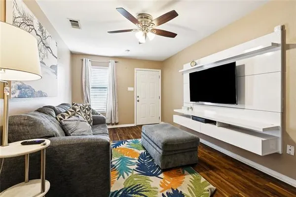 $139,900 | 1925 Casa Calvo Street, New Orleans, LA 70114