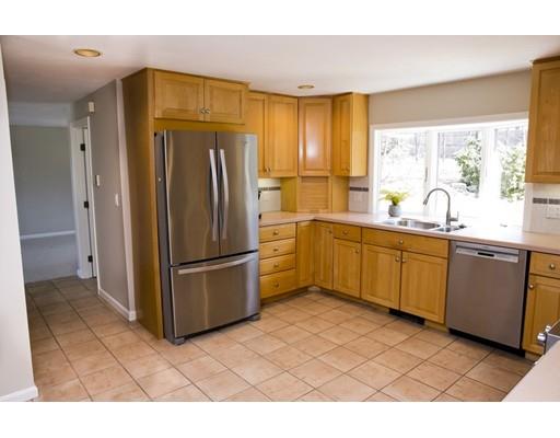 18 Concord Road Shrewsbury, MA 01545 - Photo 12 of 30 Gallery Image 12