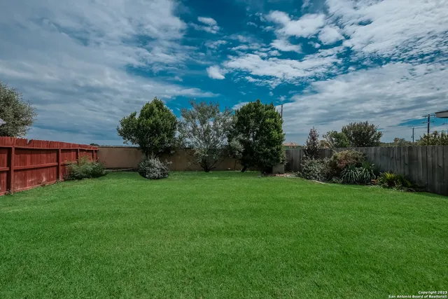 $1,950 | 13526 Riverbank Pass, Helotes, TX 78023