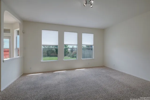 $1,950 | 13526 Riverbank Pass, Helotes, TX 78023