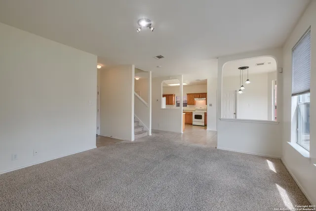 $1,950 | 13526 Riverbank Pass, Helotes, TX 78023