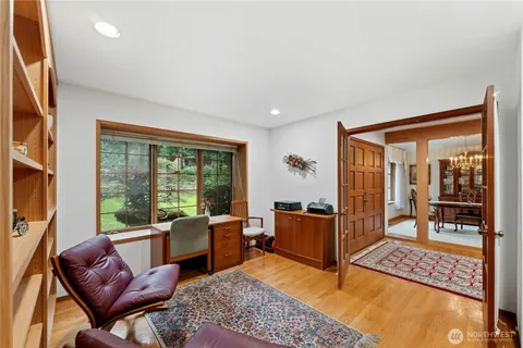 $1,250,000 | 21022 Northeast 32nd Place, Sammamish, WA 98074