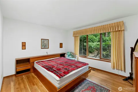 $1,250,000 | 21022 Northeast 32nd Place, Sammamish, WA 98074