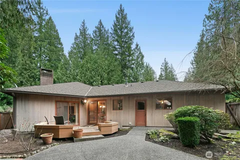 $1,250,000 | 21022 Northeast 32nd Place, Sammamish, WA 98074