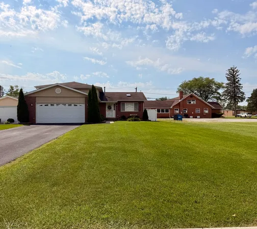 $304,999 | 400 West 16th Street, Chicago Heights, IL 60411
