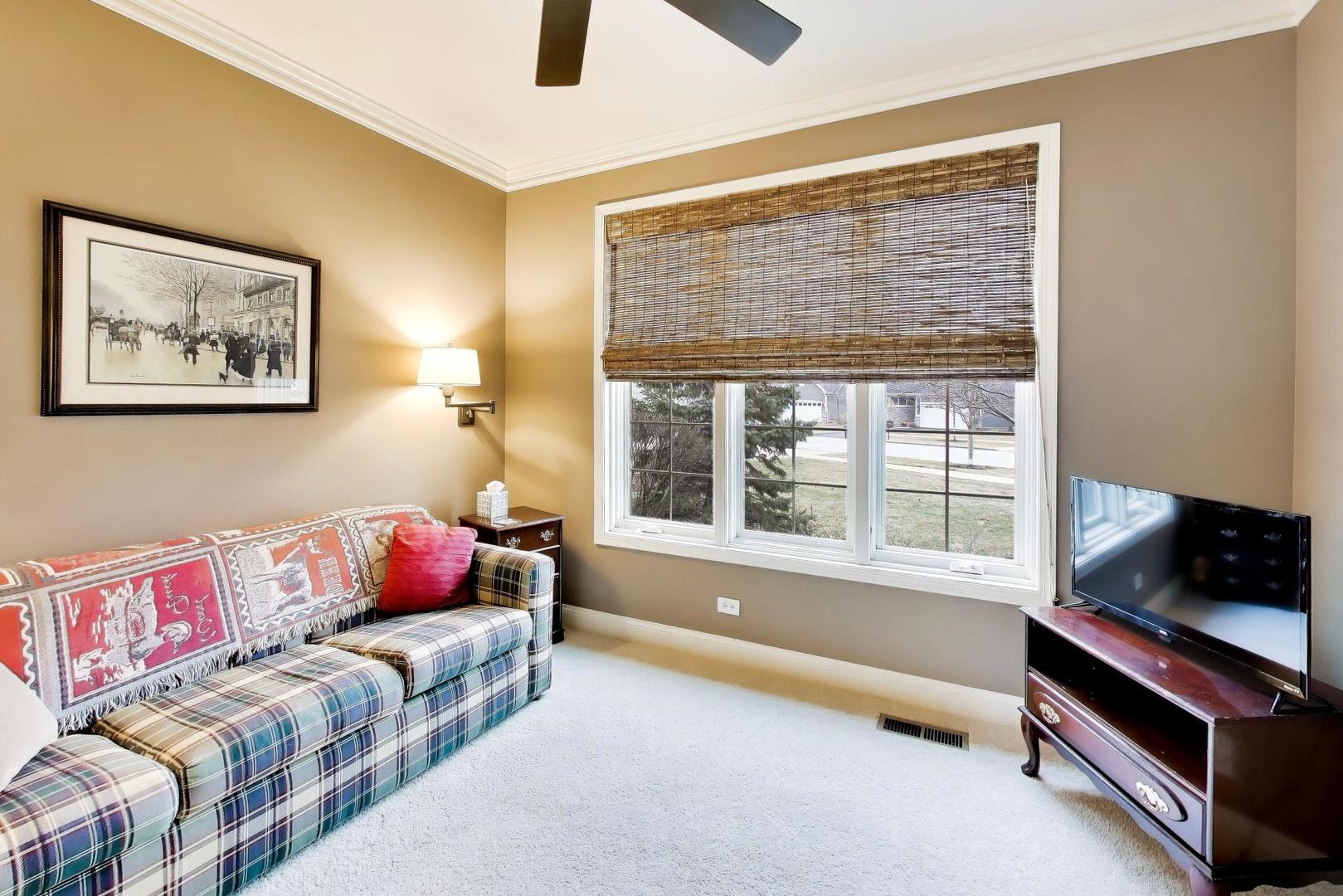 1N598 Golf View Lane Winfield, IL 60190 - Photo 21 of 33 a living room with furniture and a window