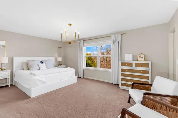 $400,000 | 3976 Cedar Grove Lane, Eagan, MN 55122