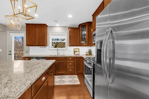 $400,000 | 3976 Cedar Grove Lane, Eagan, MN 55122