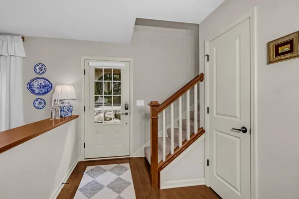 $400,000 | 3976 Cedar Grove Lane, Eagan, MN 55122