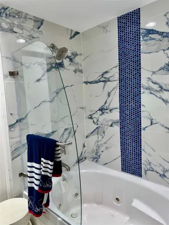 $5,000 | 1010 Northeast 8th Avenue, Unit 31F, Delray Beach, FL 33483