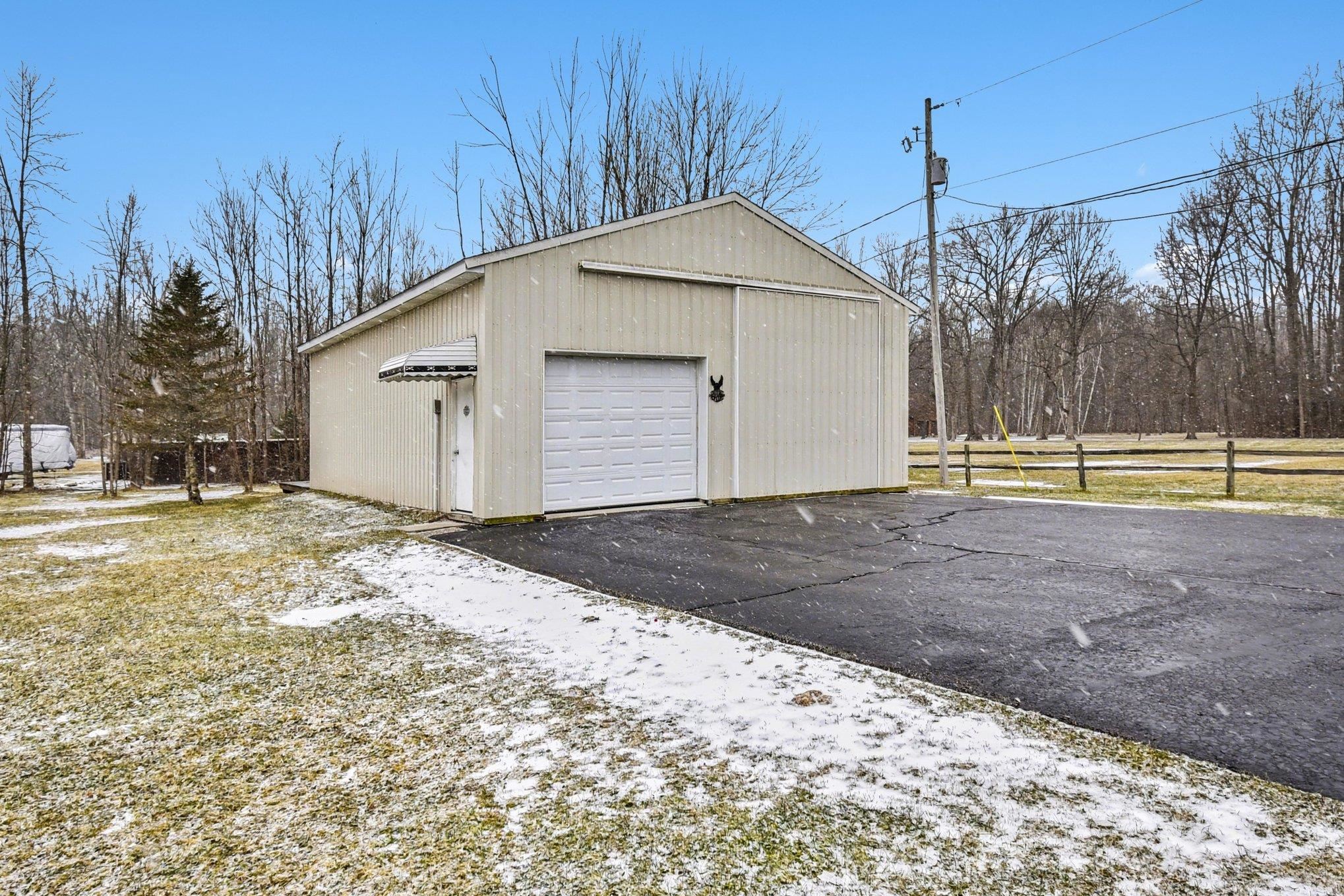 1526 East Miller Road Midland, MI 48640 - Photo 12 of 17