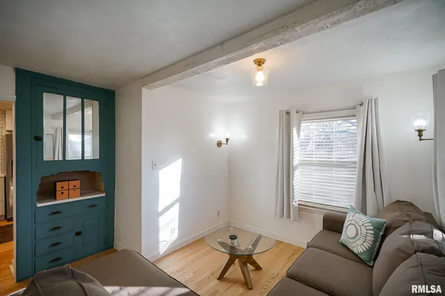 $128,000 | 224 South Henderson Street, Toulon, IL 61483